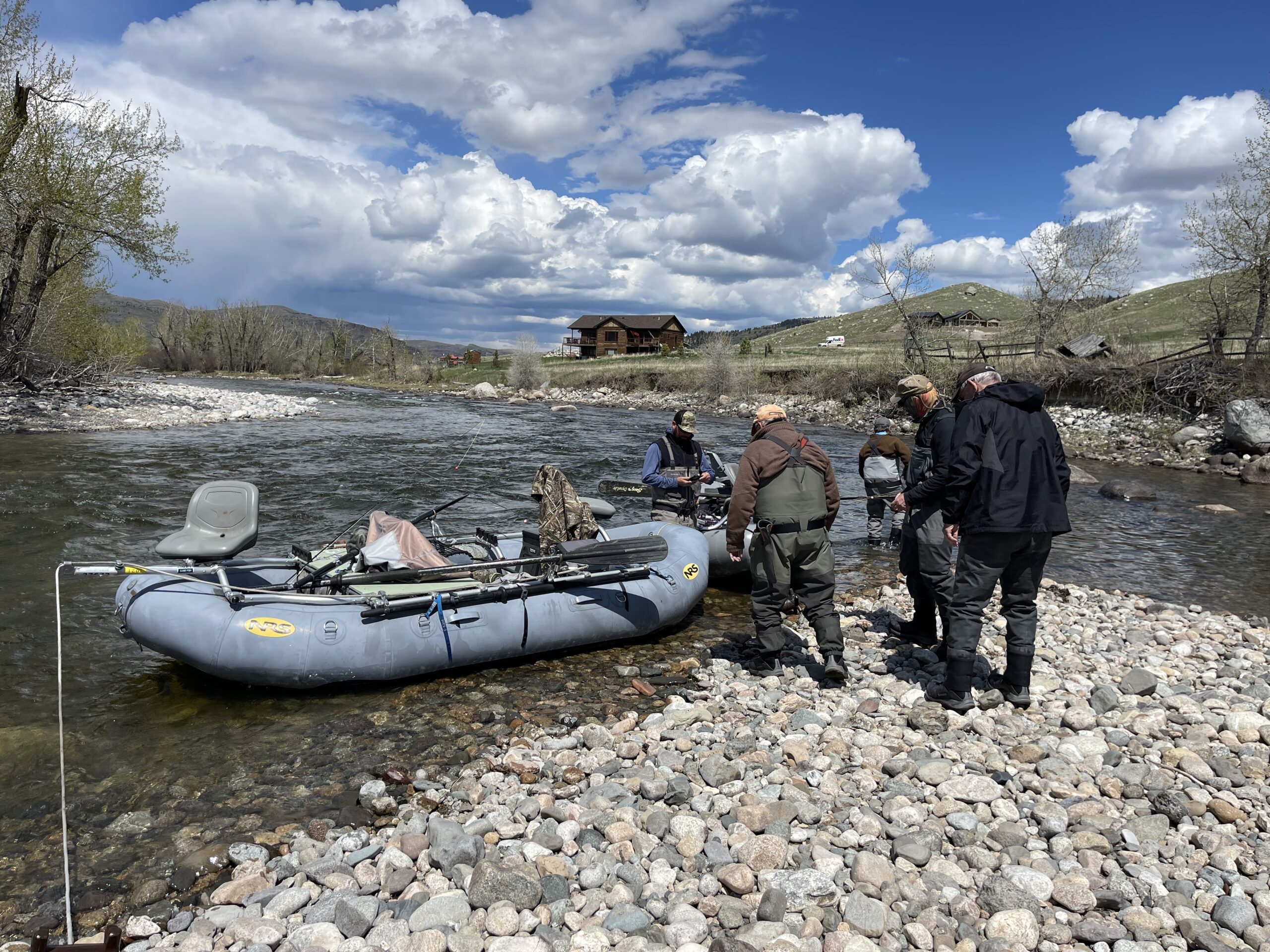 Lunch is adjourned — back to the river